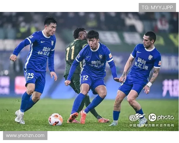 杭州羽毛球队以93分领跑欧锦赛积分榜展现强劲实力 杭州羽毛球队以93分领跑欧锦赛积分榜展现强劲实力