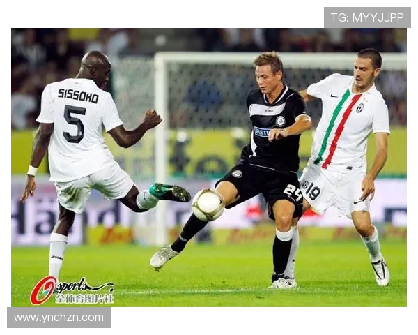 深圳足球队的包夹战术解析与深度剖析 深圳足球队的包夹战术解析与深度剖析