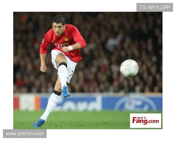 足球明星个人照片欣赏展现他们独特魅力与风采的精彩瞬间 足球明星个人照片欣赏展现他们独特魅力与风采的精彩瞬间